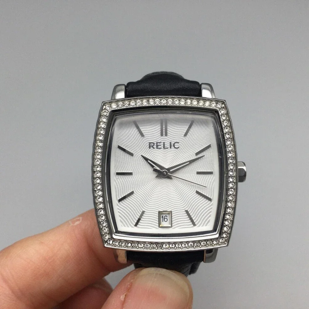 Relic Womens Watch 30mm Silver Dial Crystal Bezel Black Leather New Battery